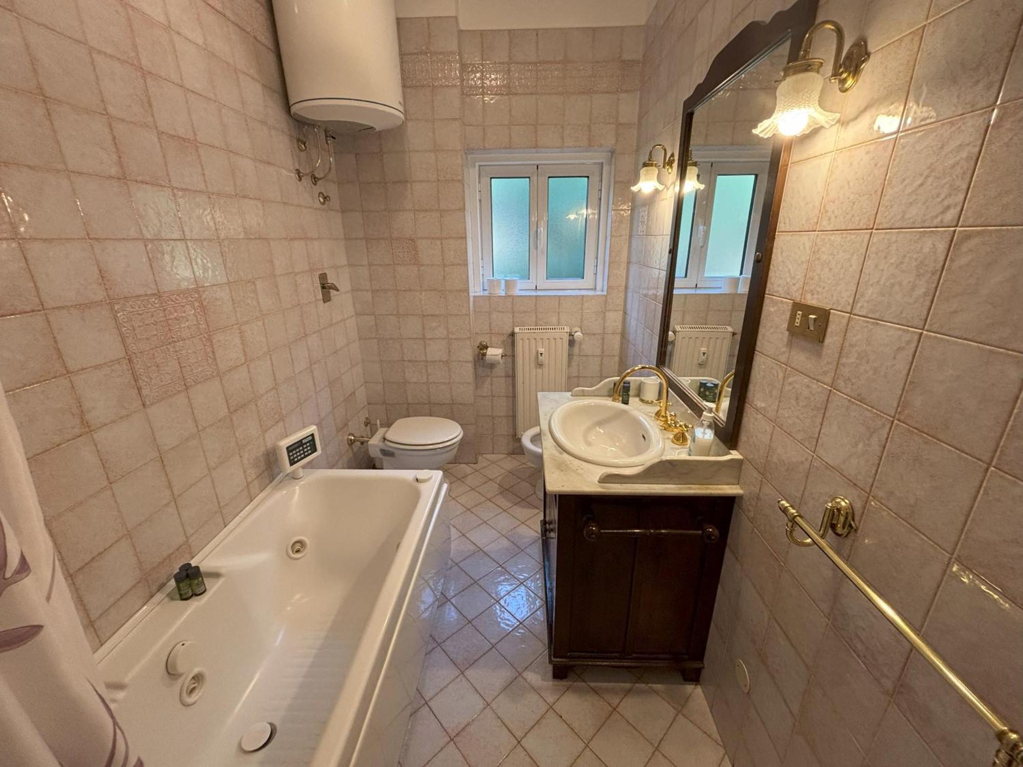 Apartament Affitto Turistico Via Bonomea 219-1 Triest Zewnętrze zdjęcie